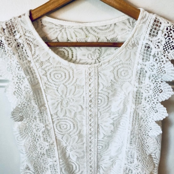 Beautiful White Lace Top - NEW - Picture 3 of 7